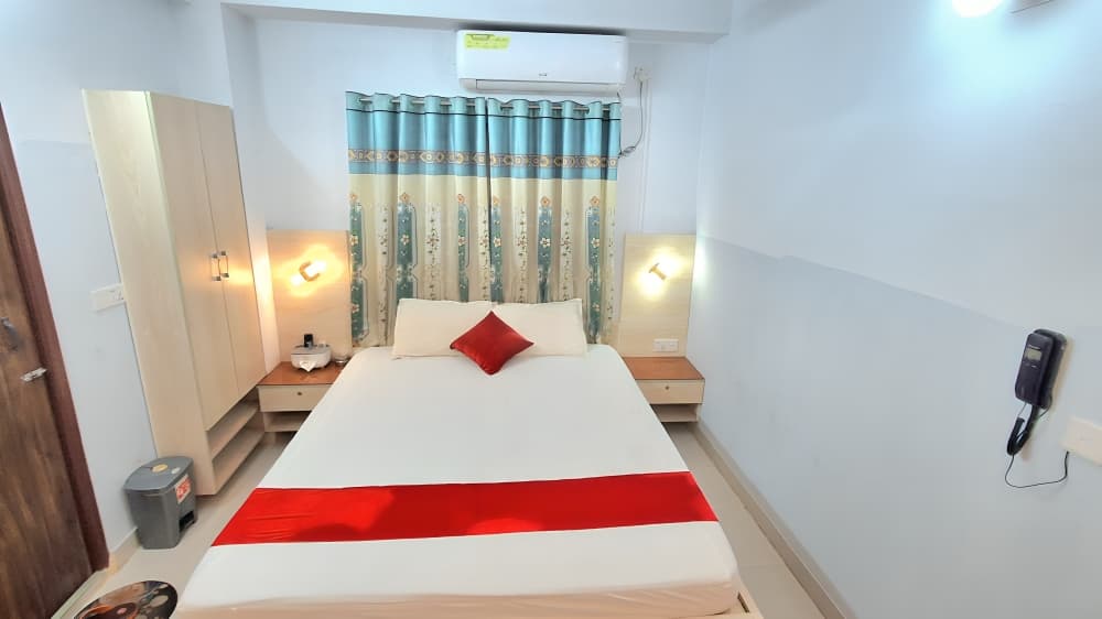 Corporate Couple Bed Super Deluxe AC